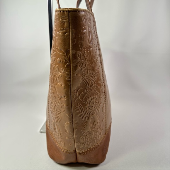 NWT Women’s The Sak DeYoung Tan Embossed Leather Shoulder Tote Bag - Picture 6 of 9